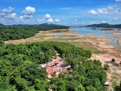Tri ân người nằm xuống, tiếp nối đạo lý uống nước nhớ nguồn